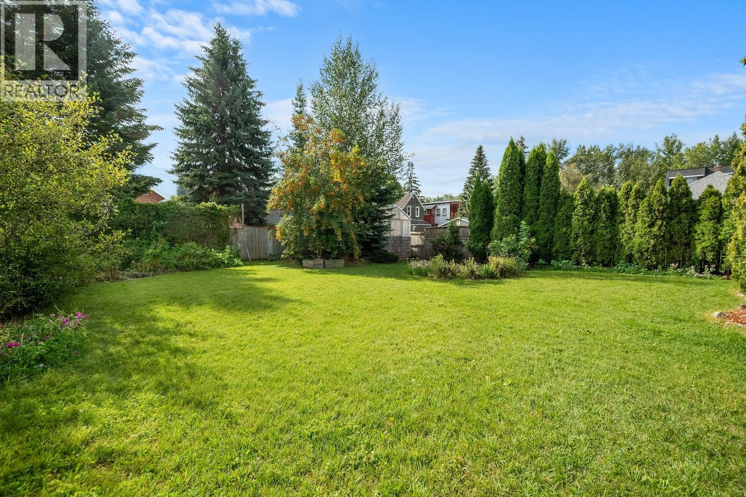 402 6A Avenue, Fernie