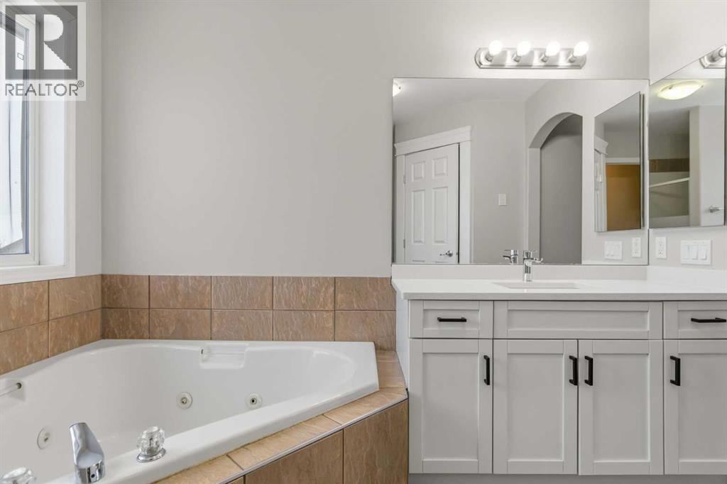 129 Crown Creek Lane, Fort McMurray