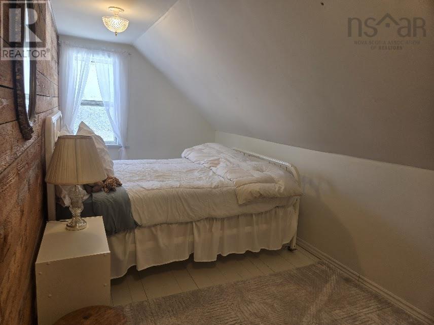 Property 19 of 33 of 540 246 Highway