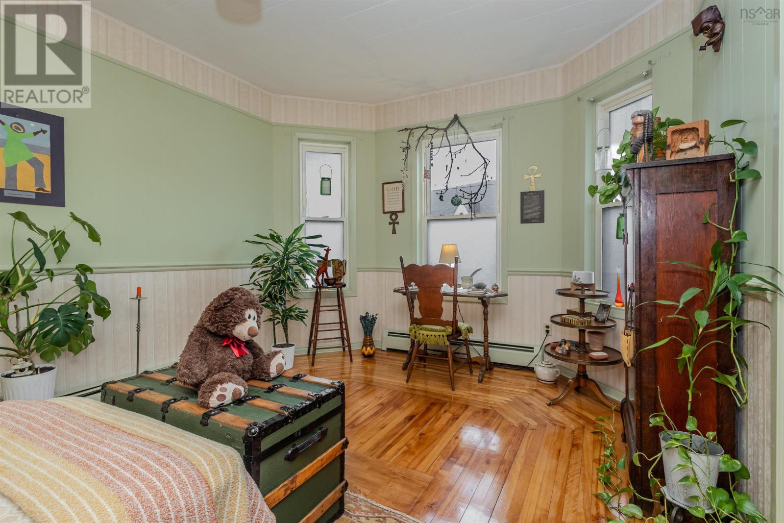 Property 27 of 47 of 218 york Street