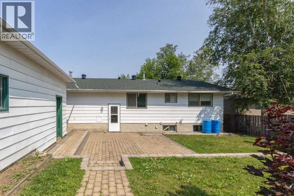121 Beale Crescent, Fort McMurray