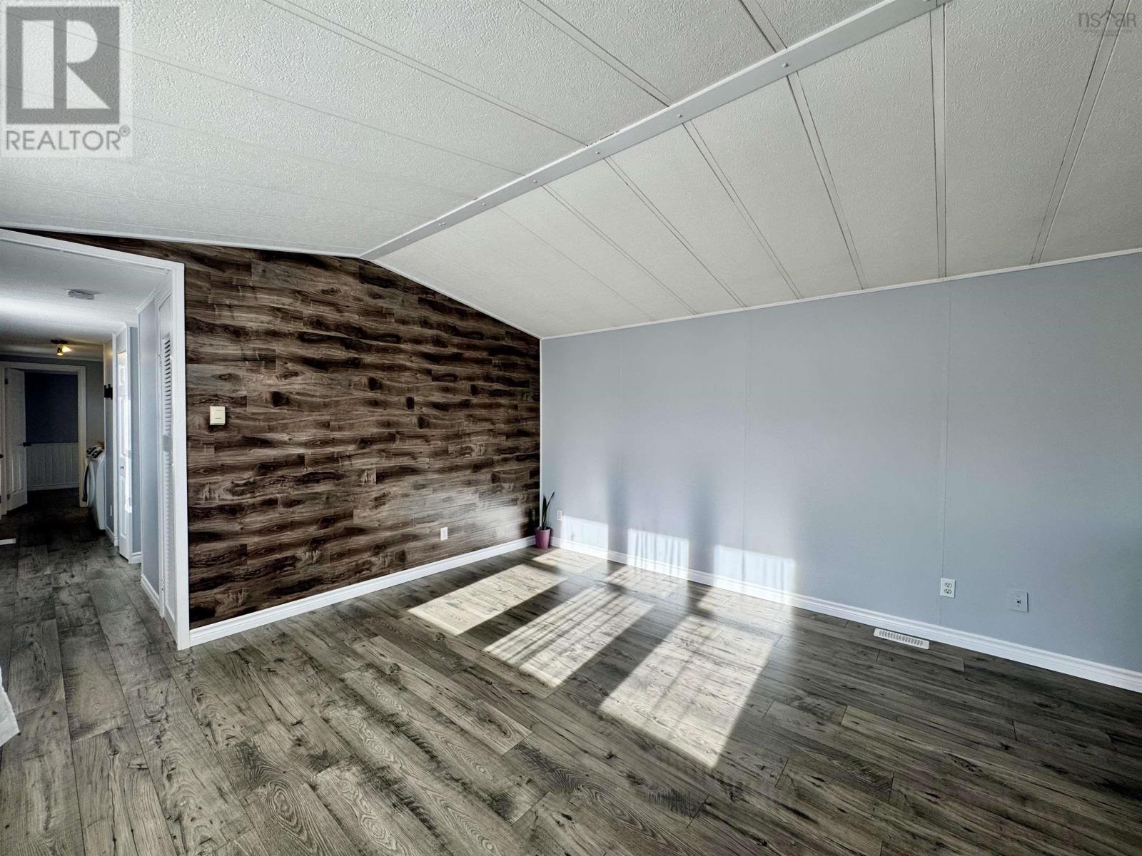 Property 10 of 37 of 1535 Woodbine Drive