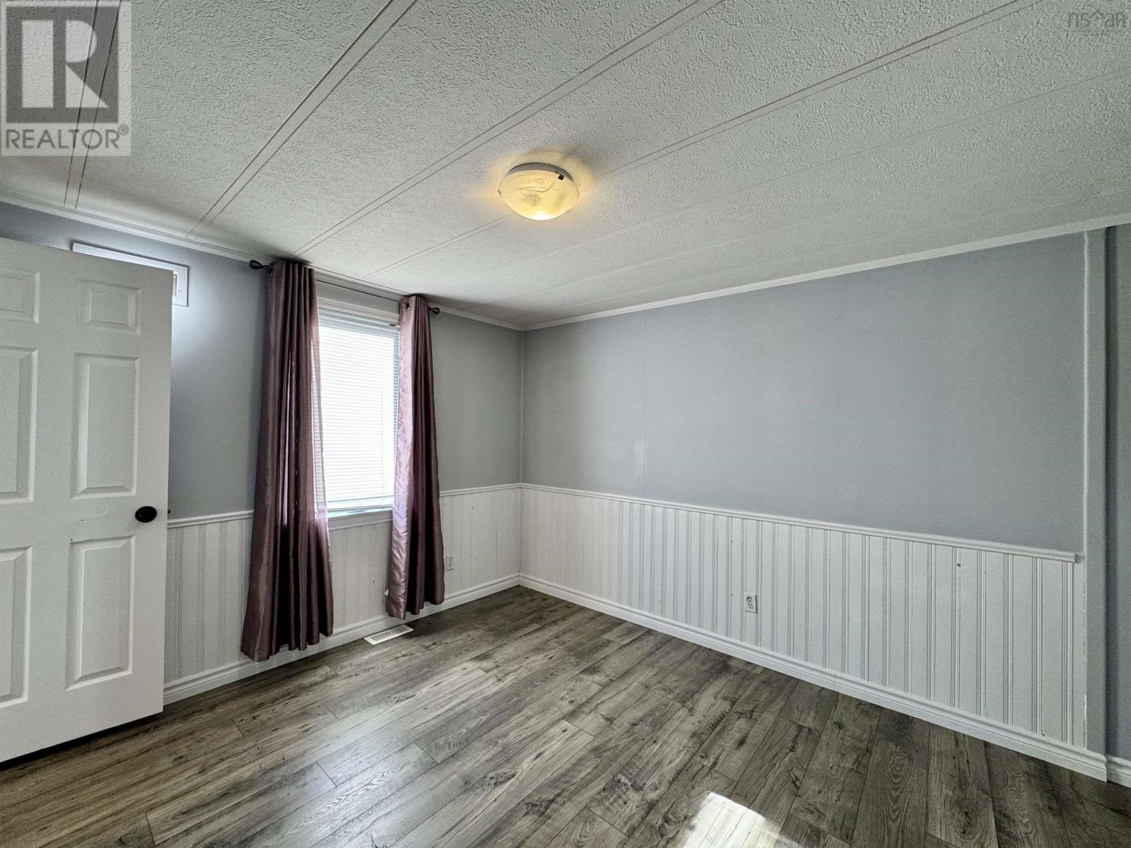 Property 27 of 37 of 1535 Woodbine Drive