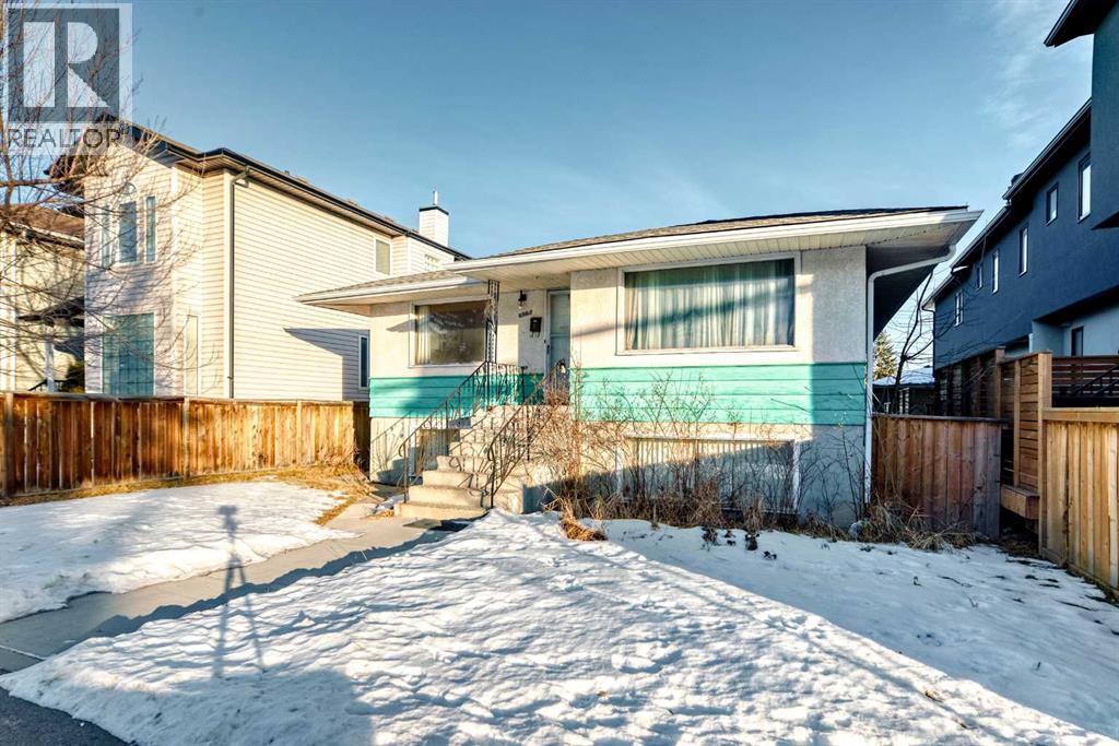 Single Family House Bungalow for Sale in   Street SW Killarney/Glengarry Calgary 