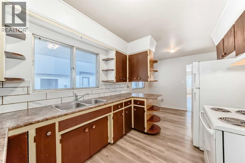 Single Family House Bungalow for Sale in   Street SW Killarney/Glengarry Calgary 