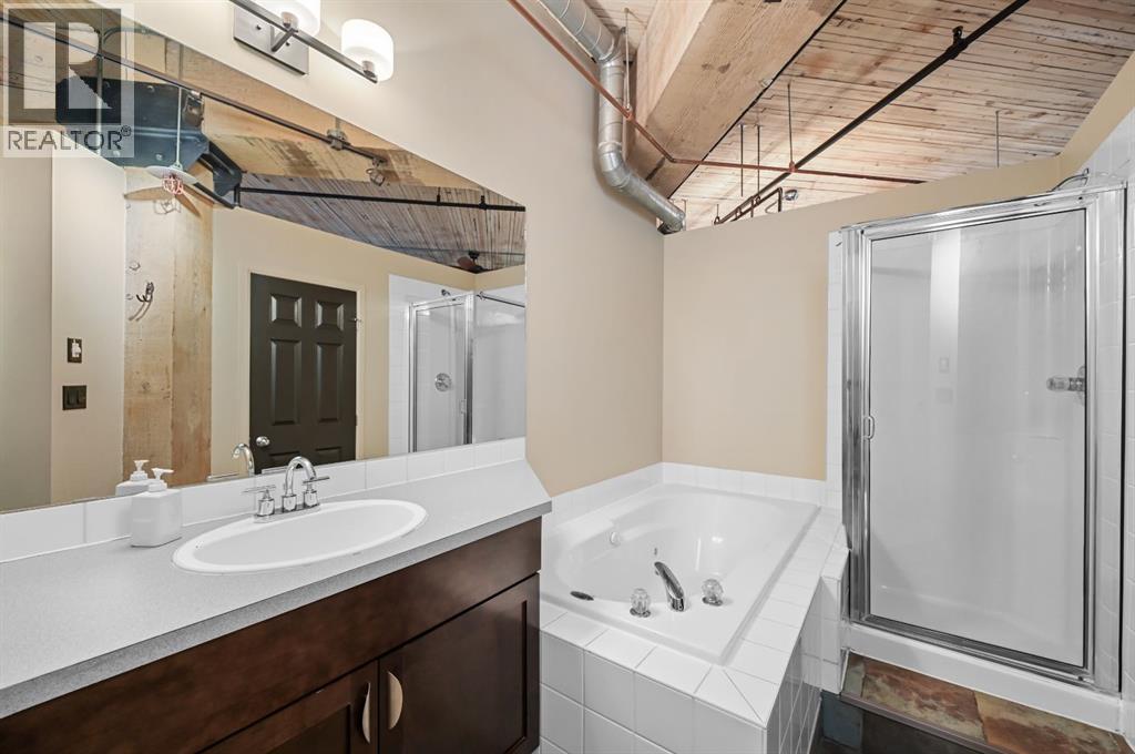 Single Family House Loft for Sale in    Avenue SW Beltline Calgary 