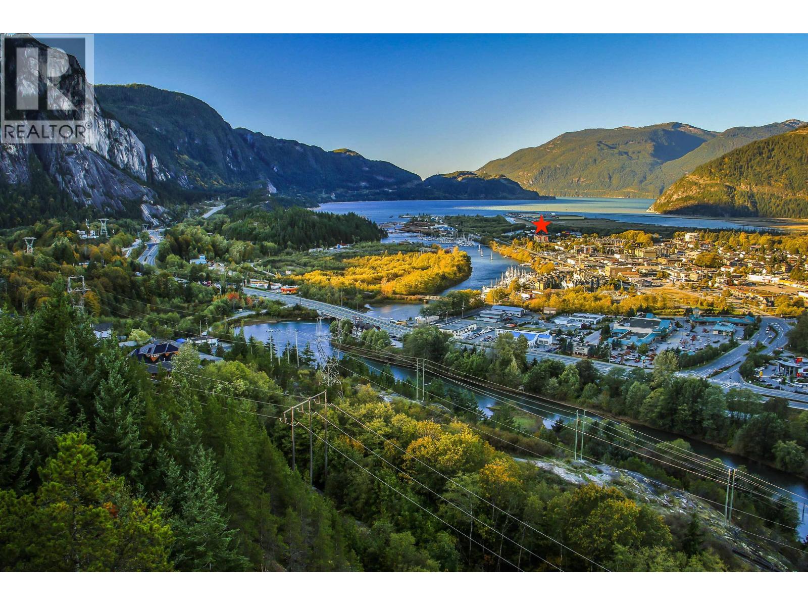 302 37841 CLEVELAND AVENUE, Squamish