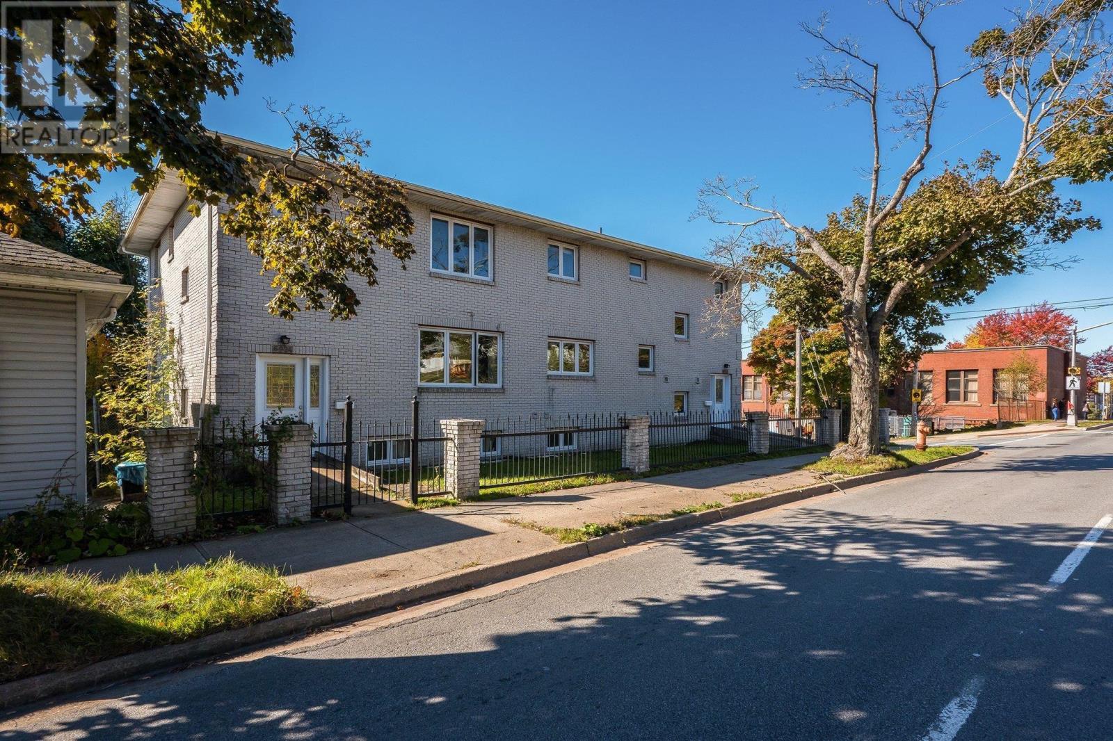 Property 2 of 49 of 6926 - 6932 mumford Road