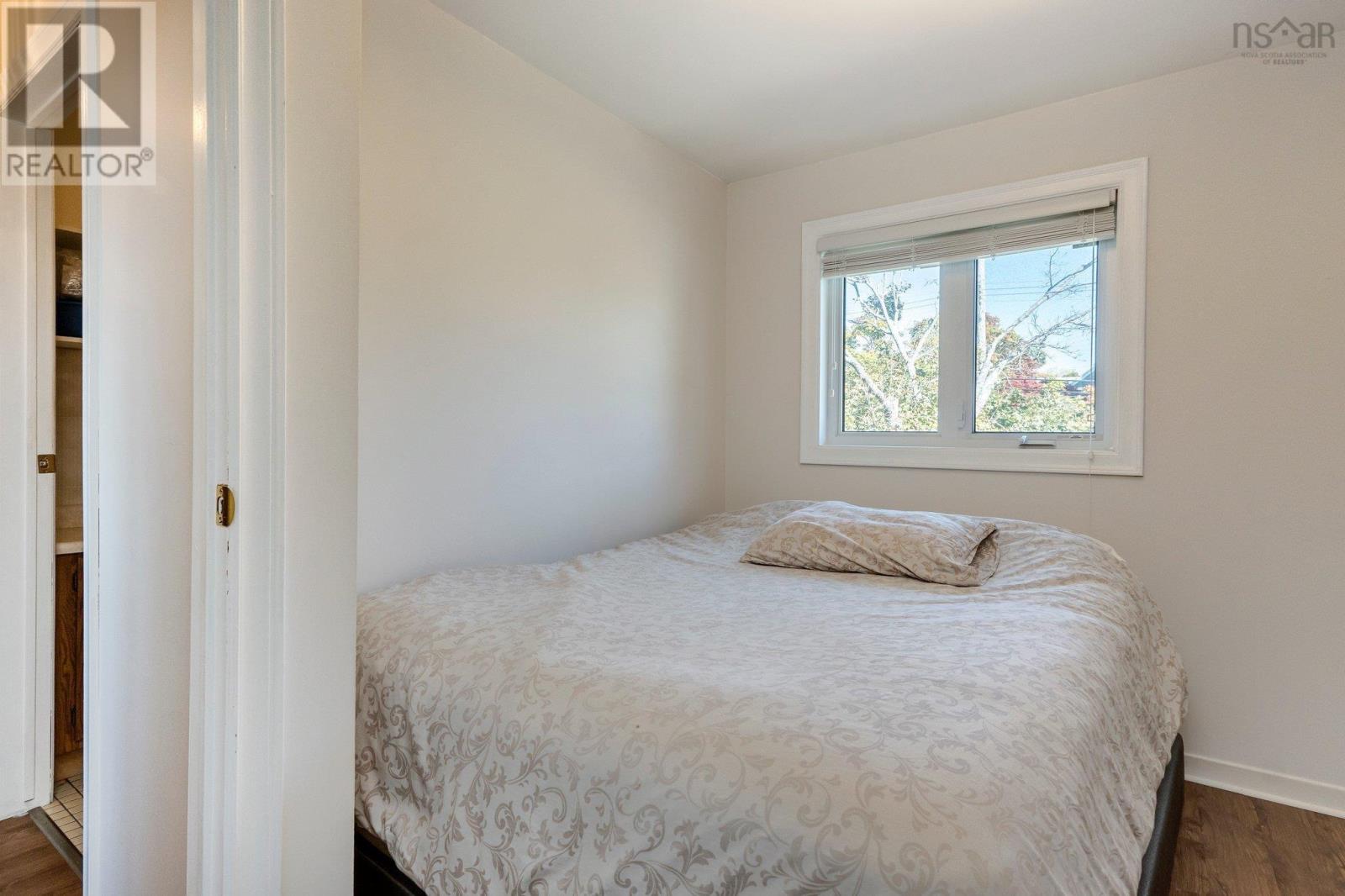 Property 27 of 49 of 6926 - 6932 mumford Road