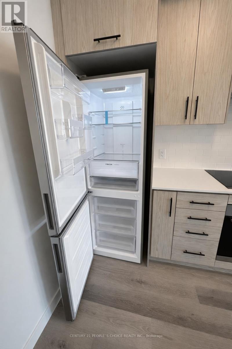 461 Green Unit 222 photo 5