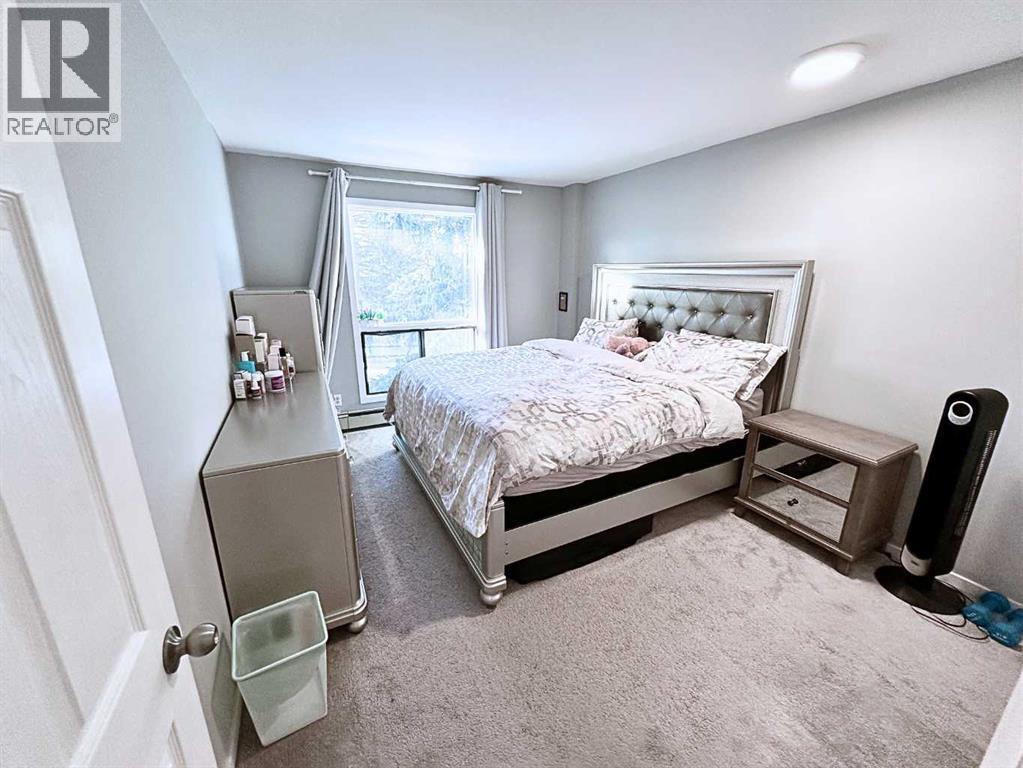 Single Family House for Sale in   Brookpark Boulevard SW Braeside Calgary 