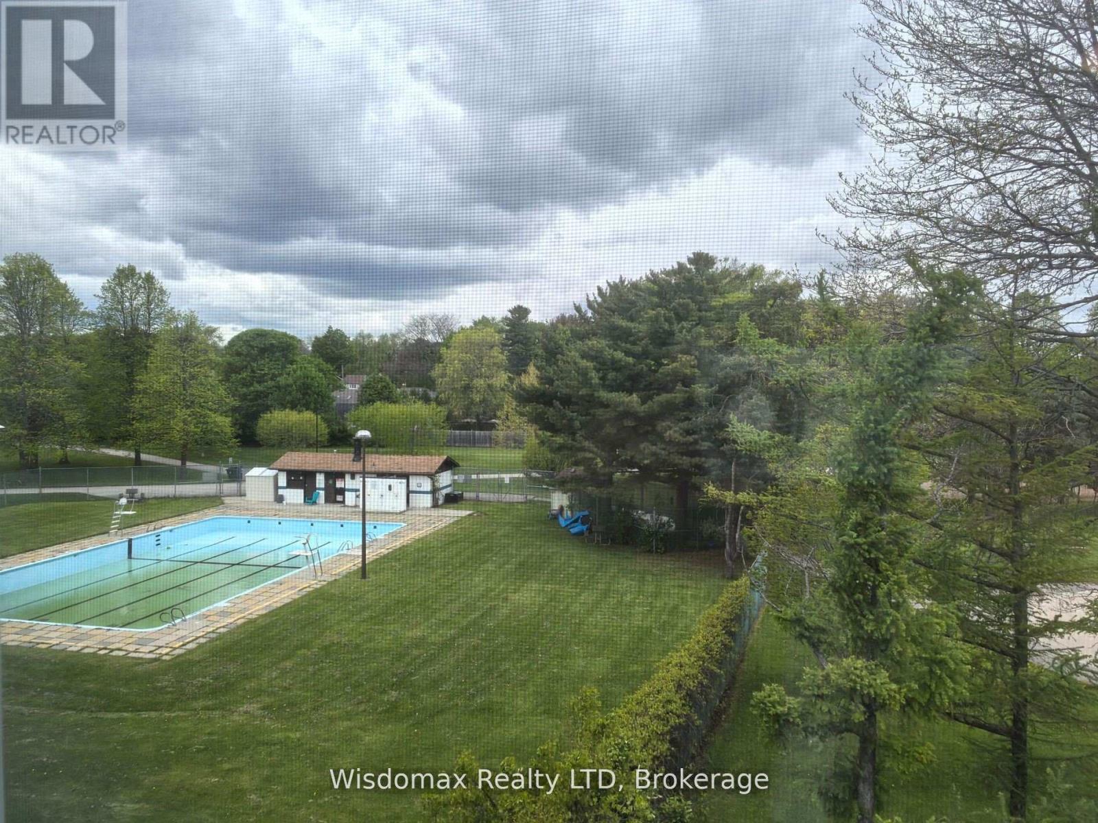 #HS47 3100 KINGSTON ROAD - 32