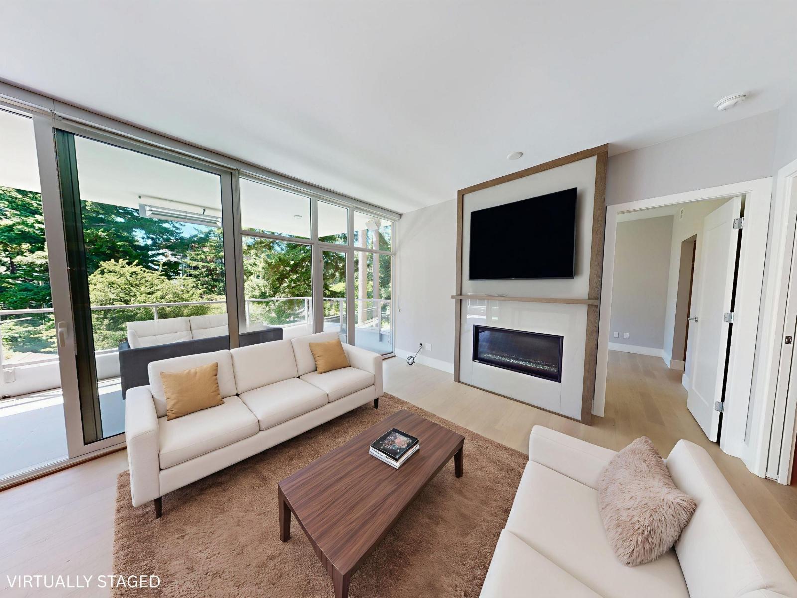 305 1501 VIDAL STREET, White Rock