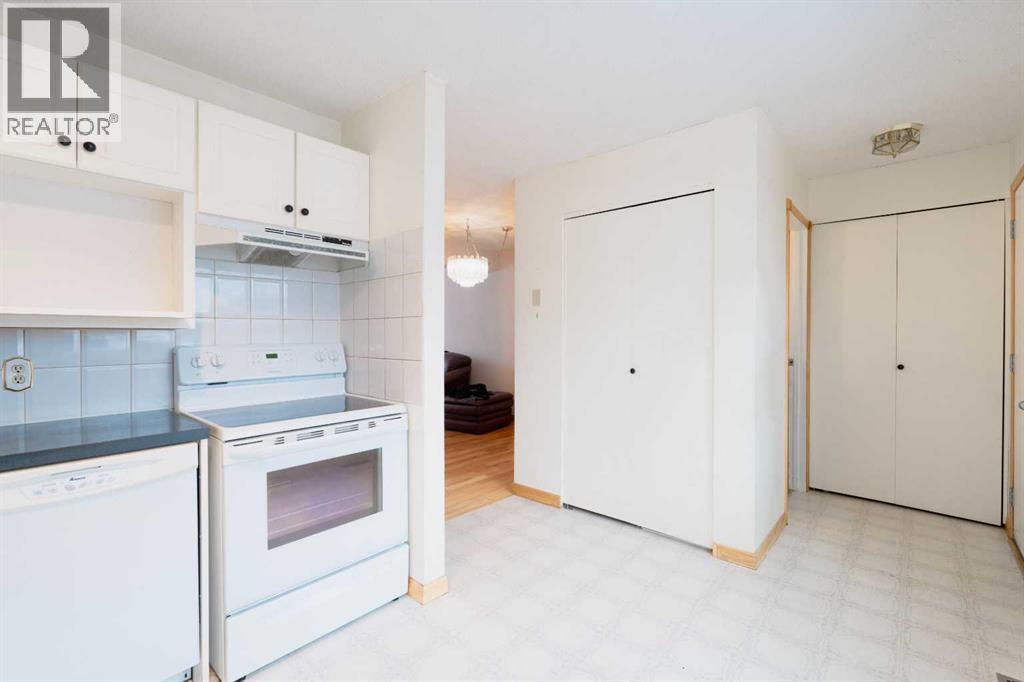 Single Family House for Sale in    Street NE Temple Calgary 