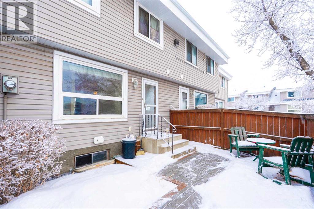 Single Family House for Sale in    Street NE Temple Calgary 