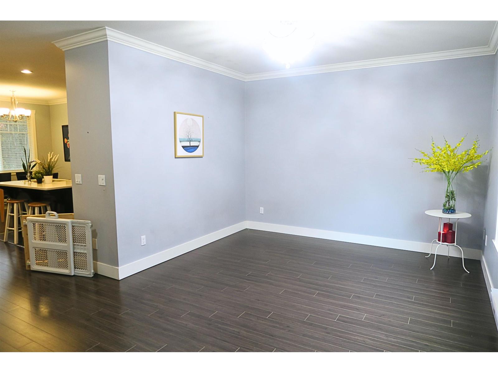 118 15399 GUILDFORD DRIVE, Surrey