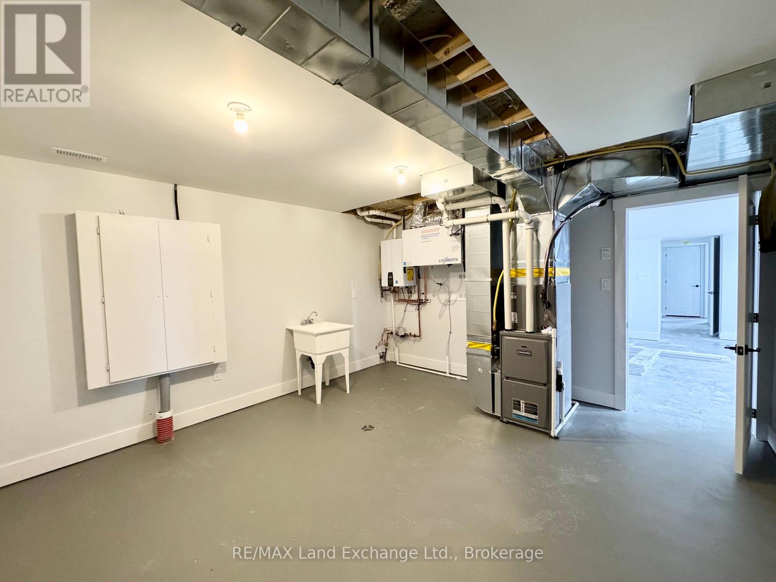 358 IVINGS DRIVE - 12