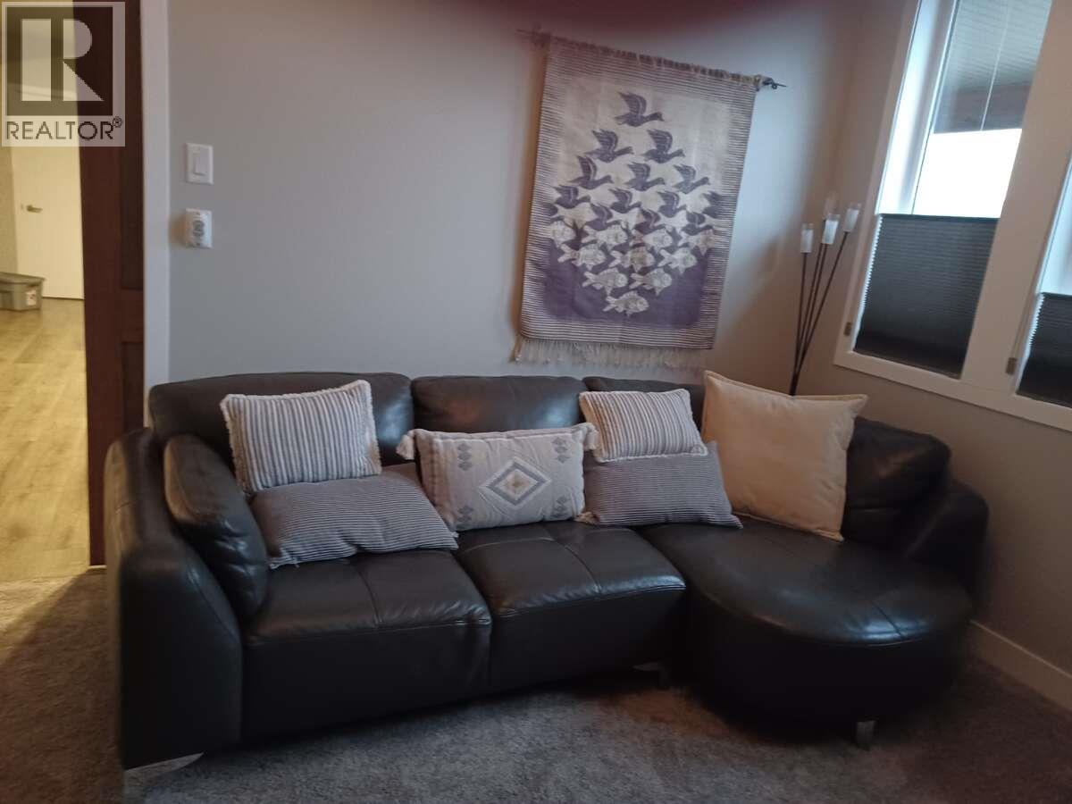 1120 HOLDEN Road, Penticton