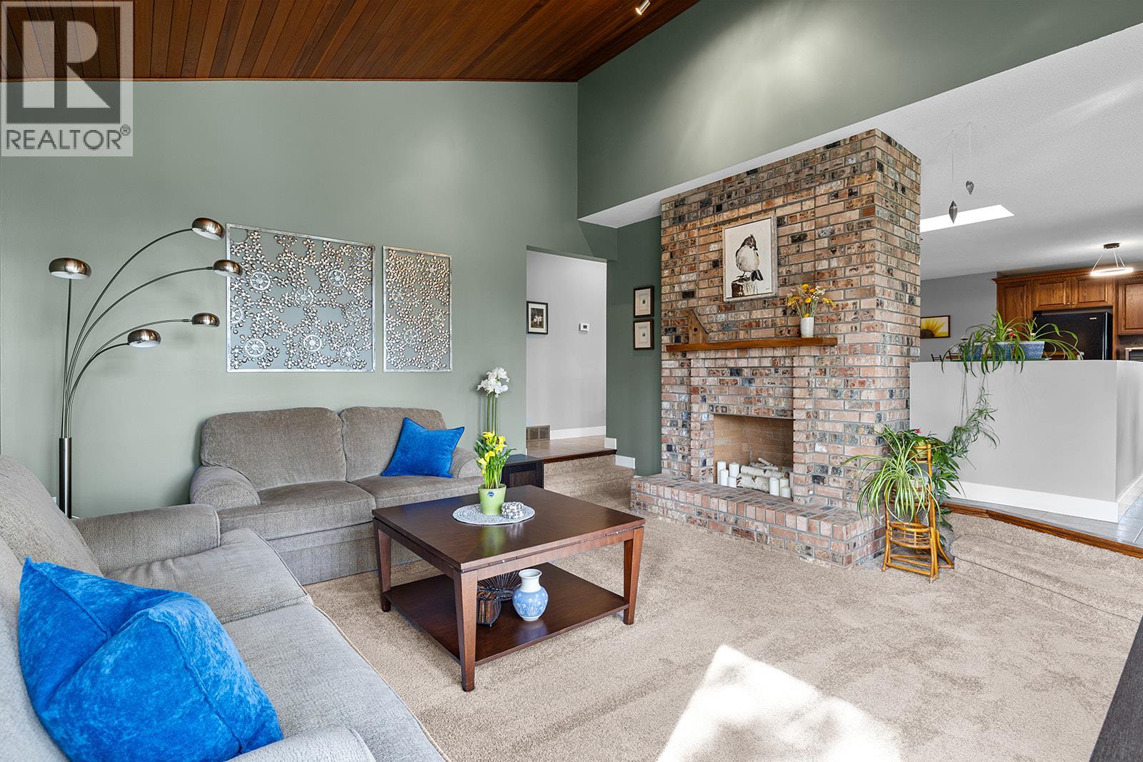  1741 Keloka Drive, West Kelowna