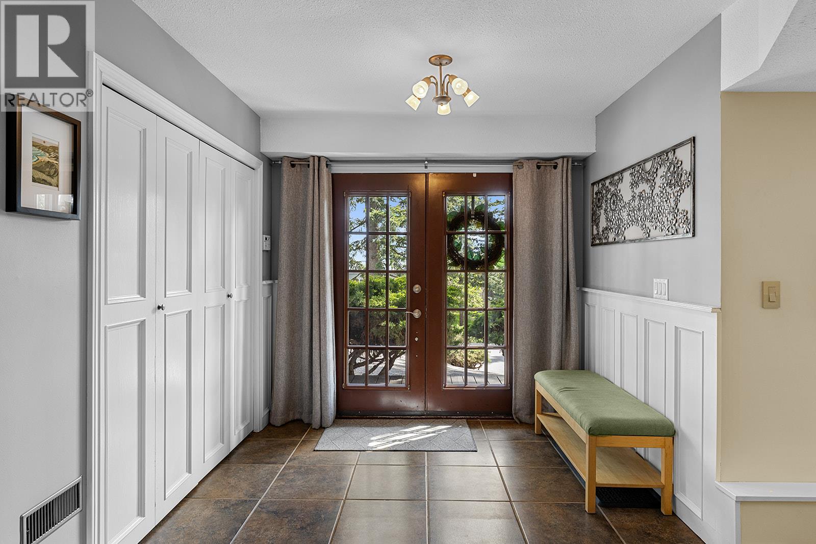  1741 Keloka Drive, West Kelowna