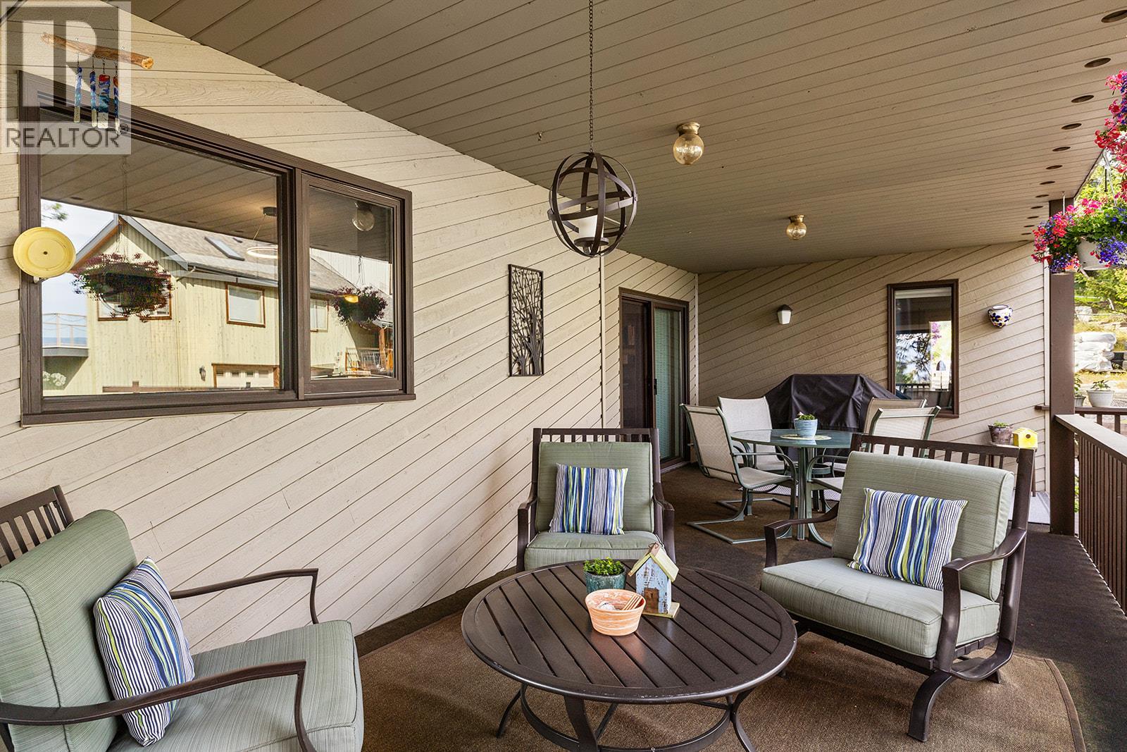  1741 Keloka Drive, West Kelowna