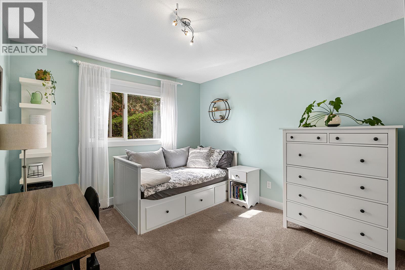  1741 Keloka Drive, West Kelowna