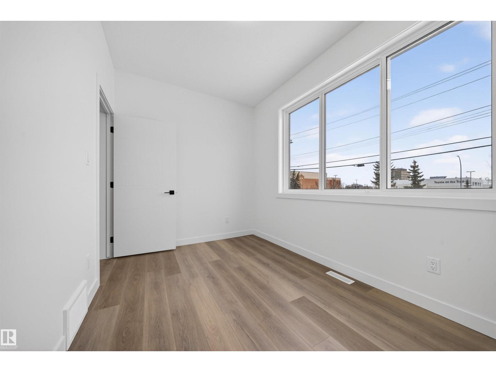 5213 104A ST NW - 19