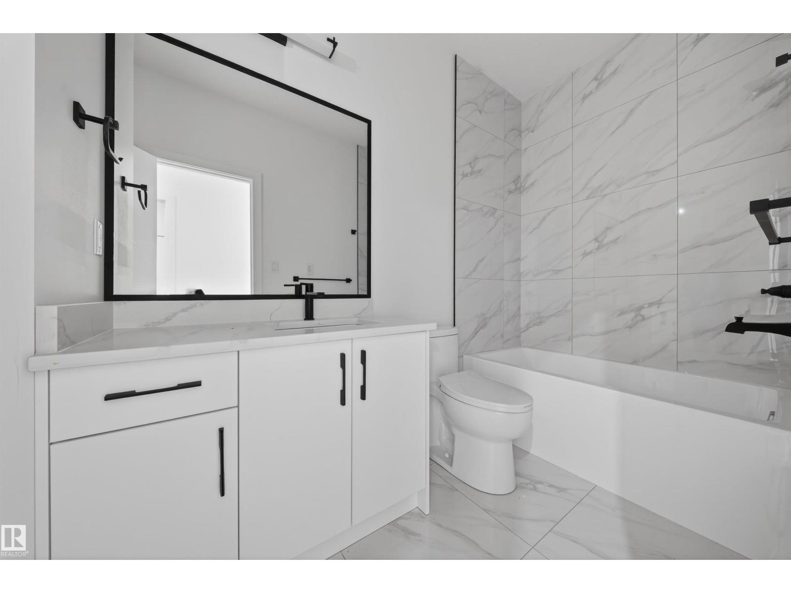 5213 104A ST NW - 34