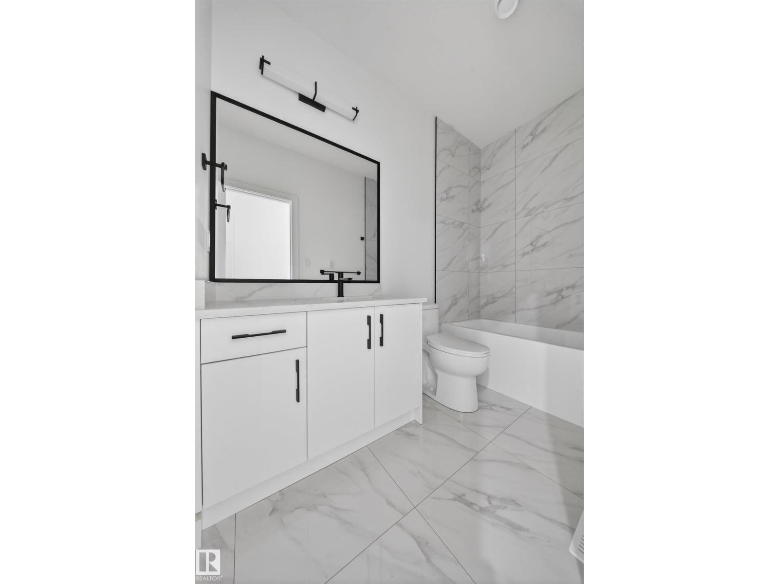 5213 104A ST NW - 35