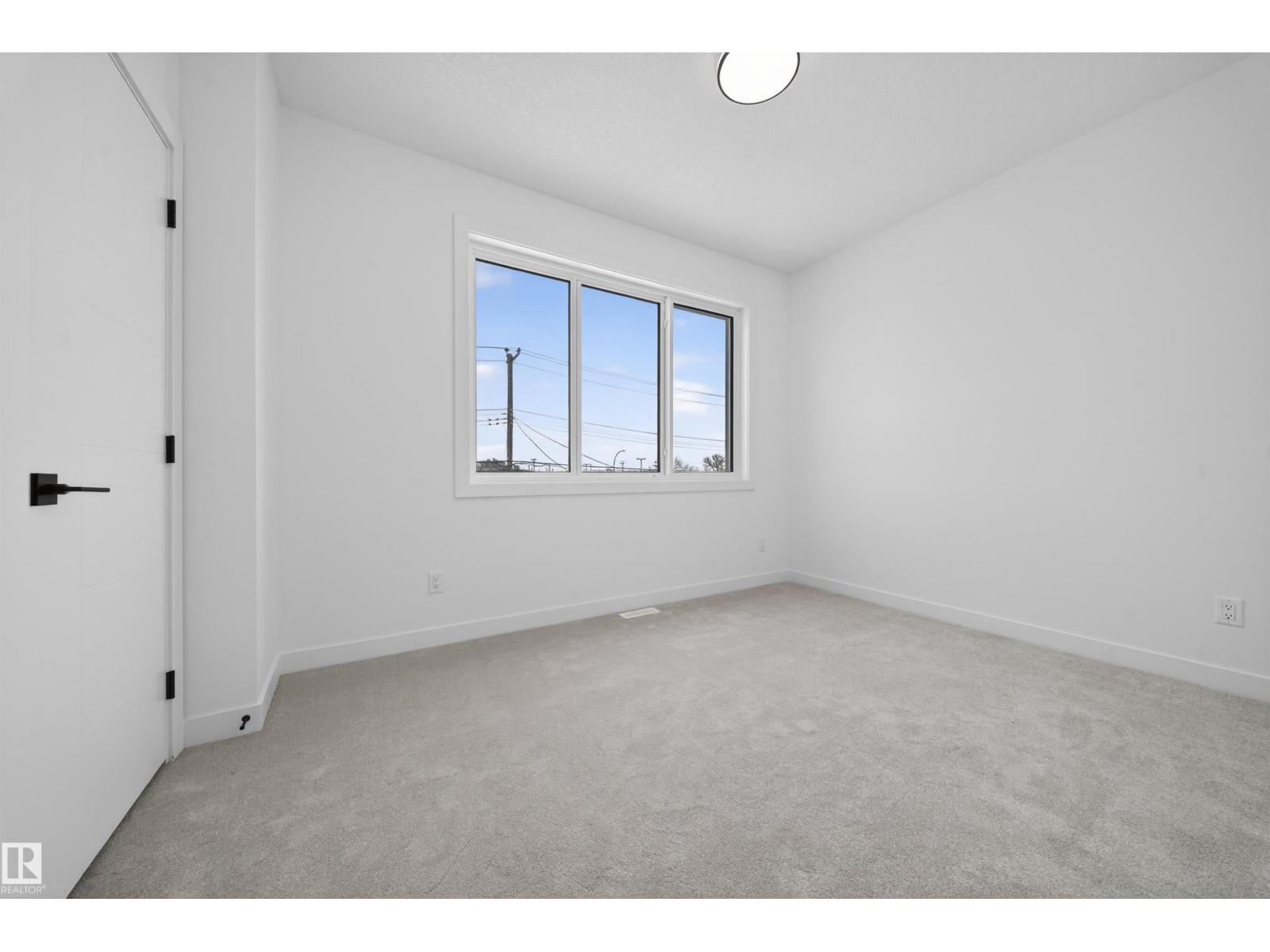 5213 104A ST NW - 36