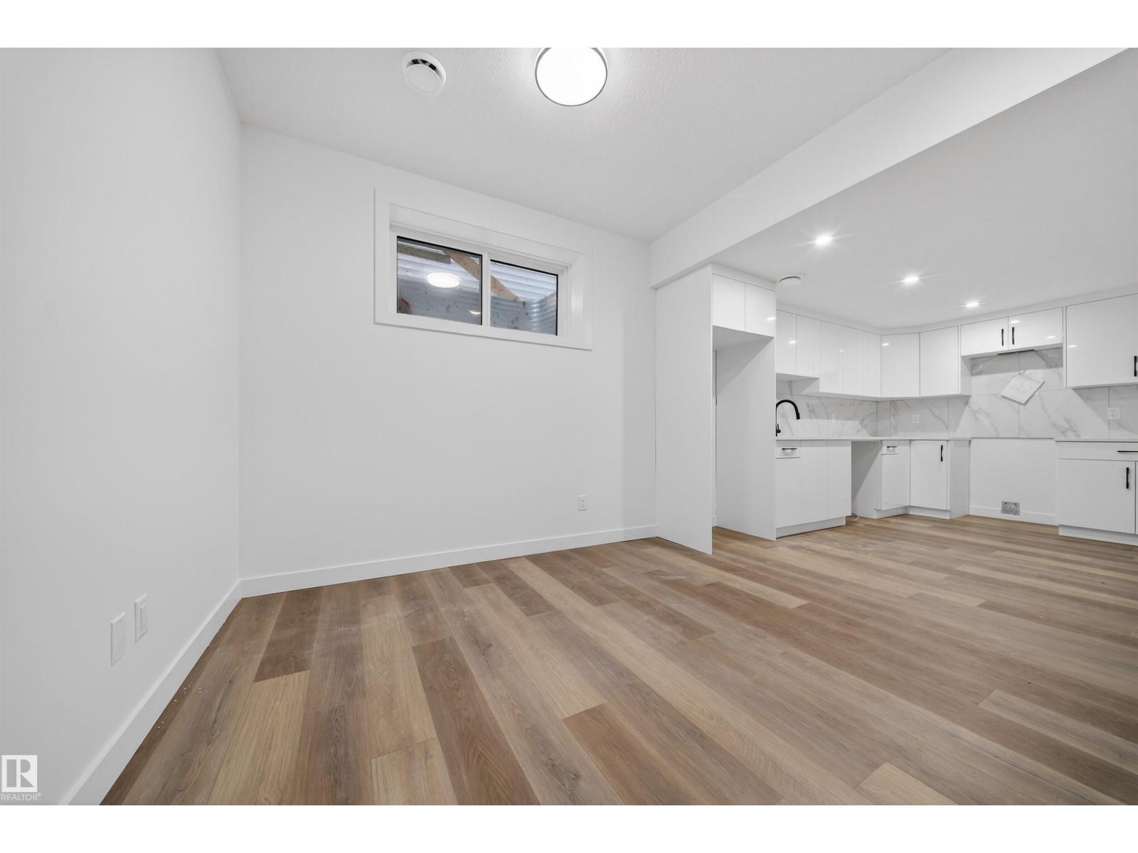 5213 104A ST NW - 58