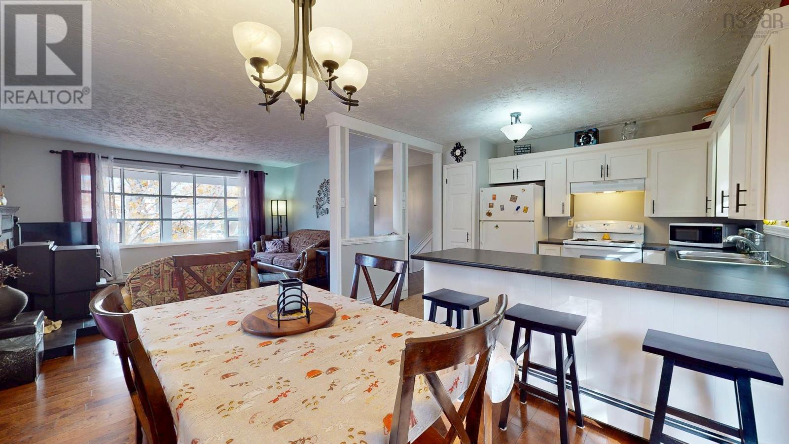 Property 11 of 41 of 4 Evergreen Avenue