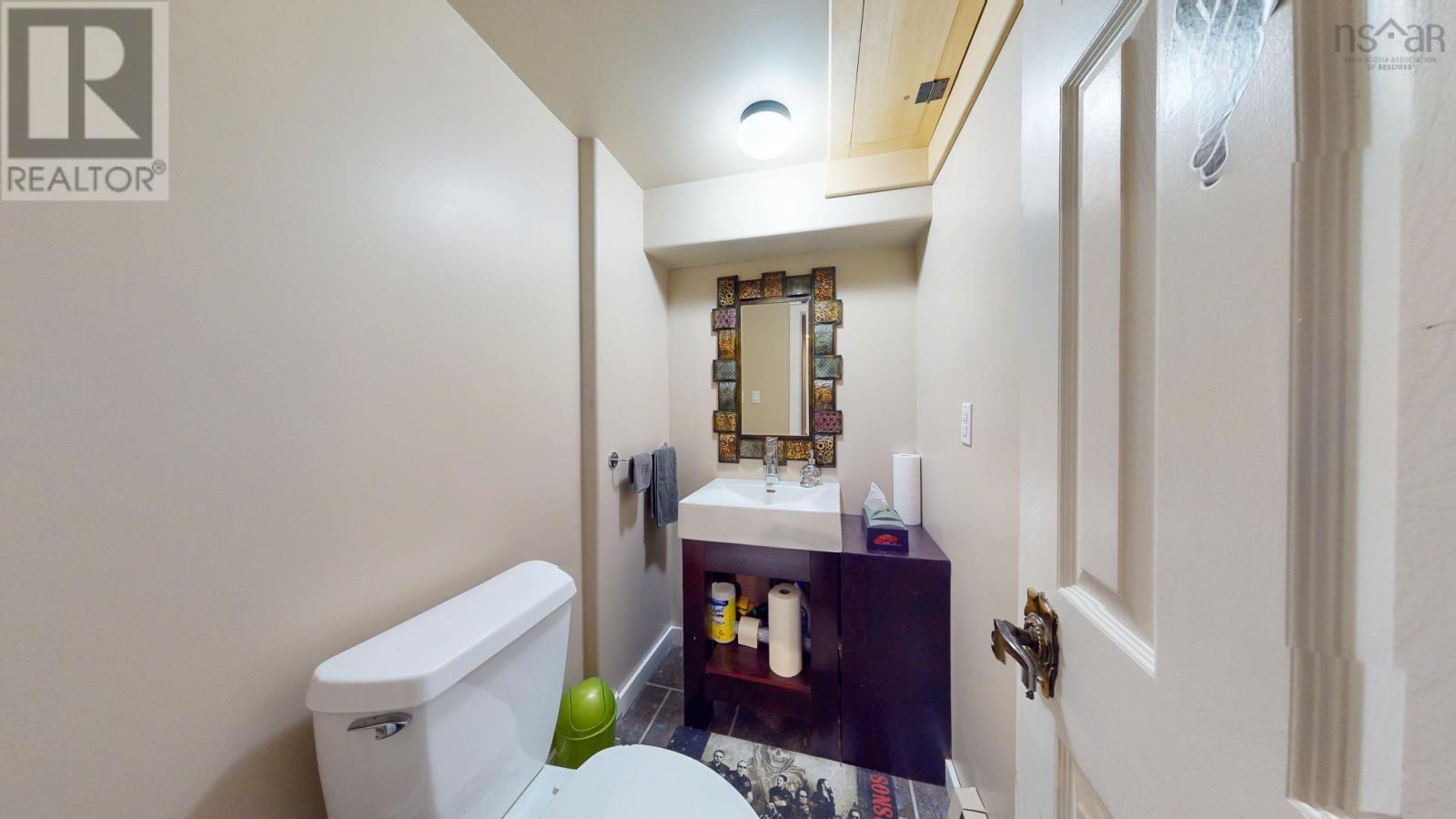 Property 32 of 41 of 4 Evergreen Avenue