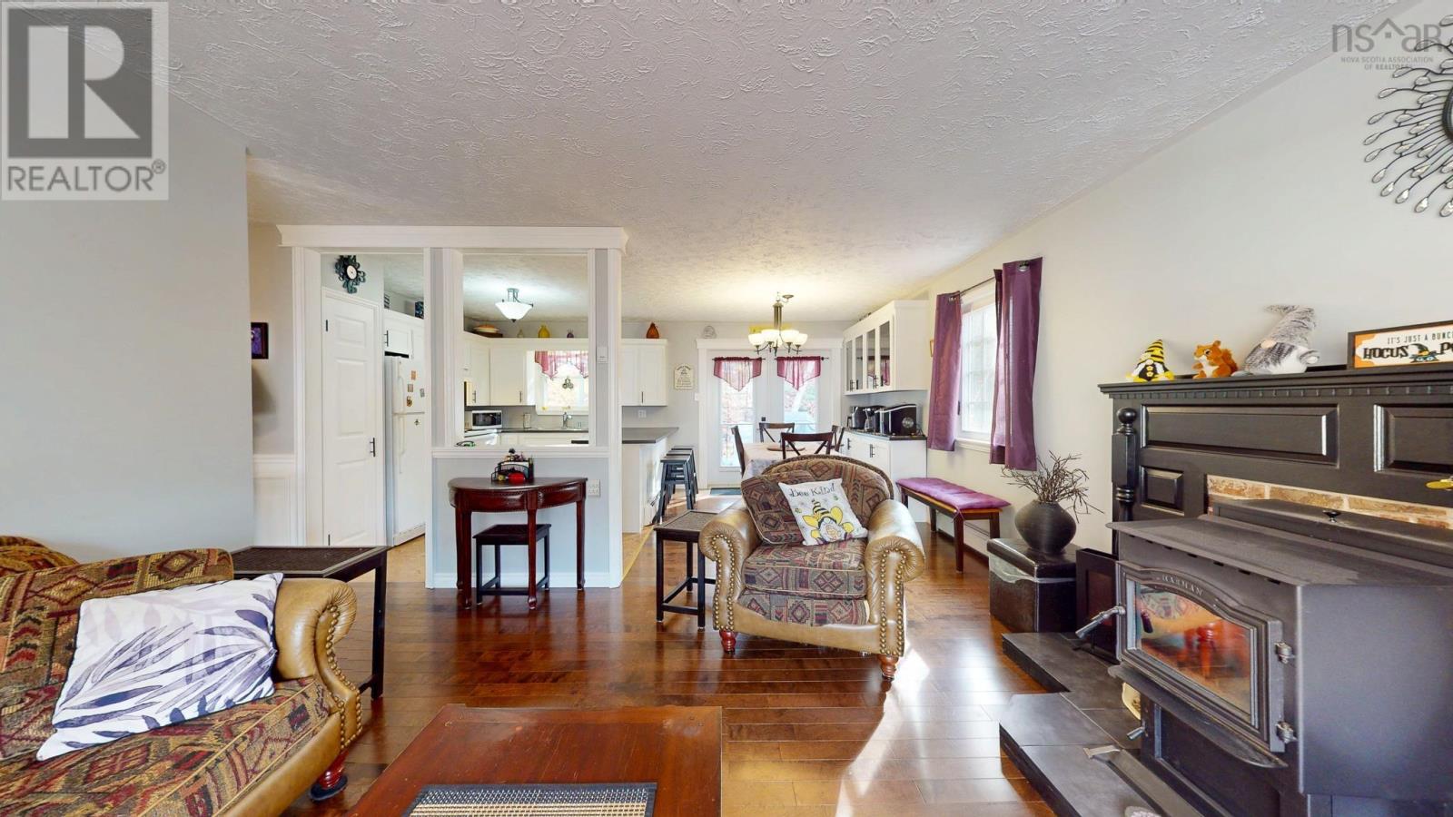 Property 8 of 41 of 4 Evergreen Avenue