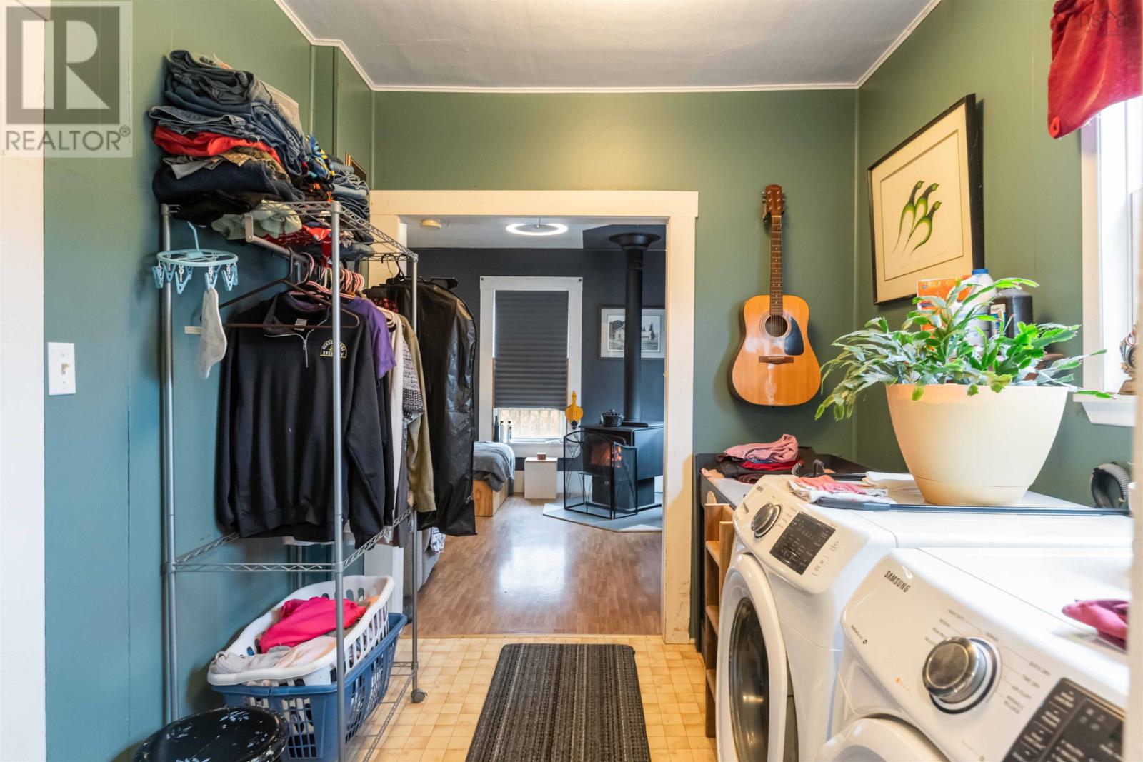 Property 17 of 39 of 51 Block Wharf Road