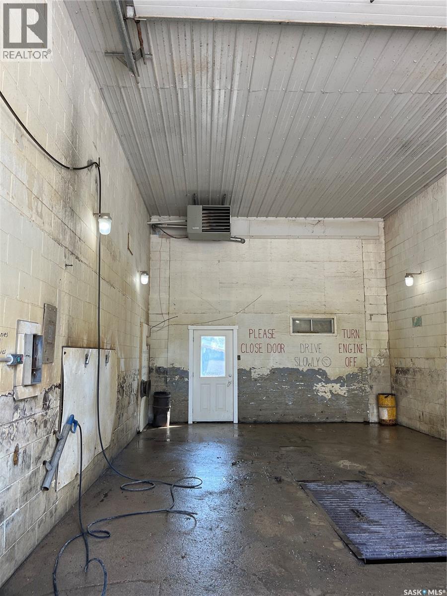 31 and  11 Main STREET — photo 36