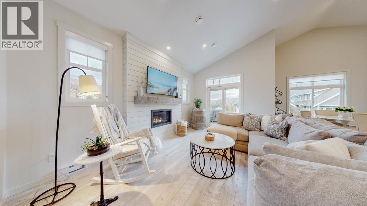 2450 RADIO TOWER Road Unit# 1A, Oliver