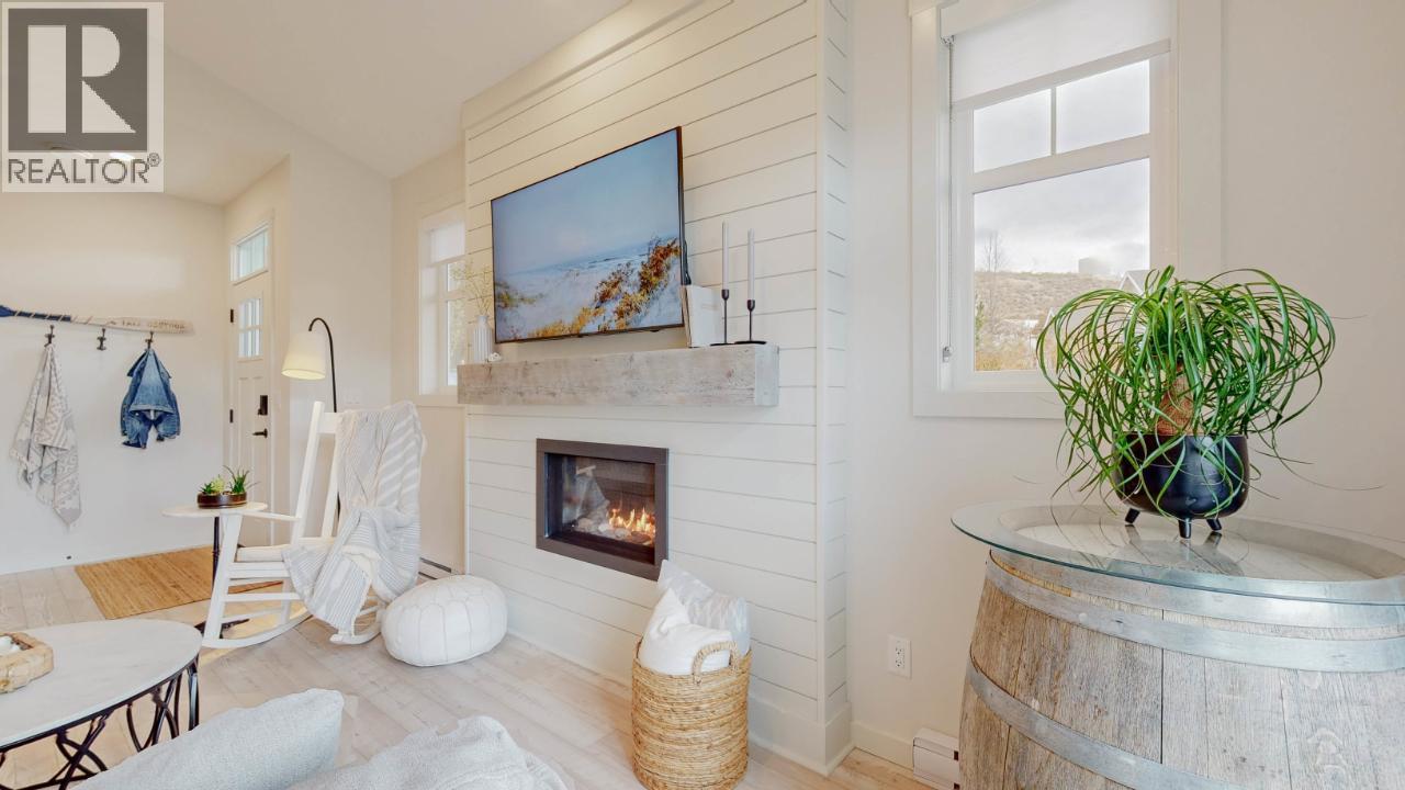 2450 RADIO TOWER Road Unit# 1A, Oliver