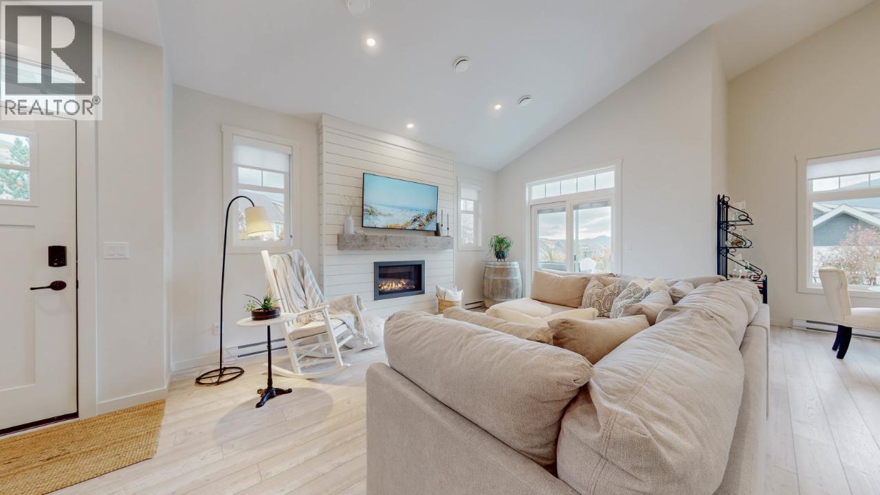 2450 RADIO TOWER Road Unit# 1A, Oliver