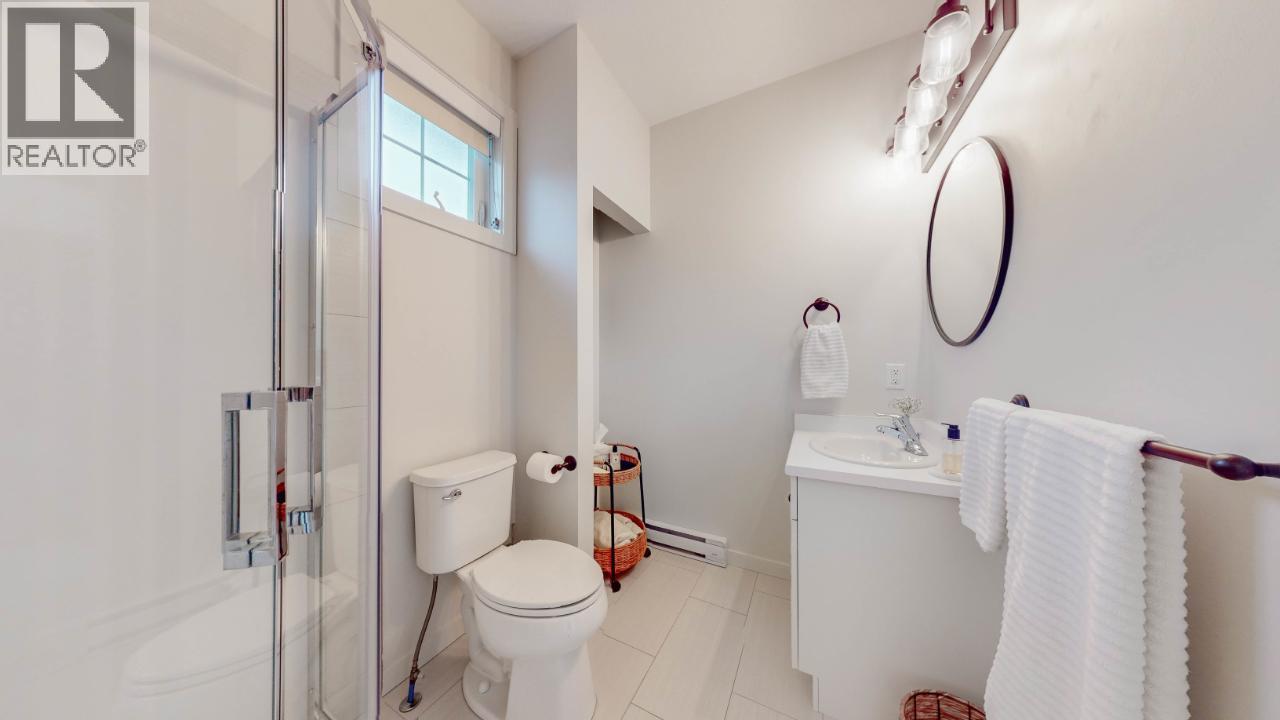 2450 RADIO TOWER Road Unit# 1A, Oliver