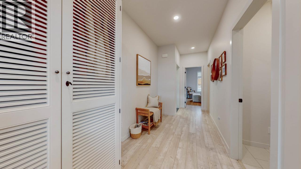 2450 RADIO TOWER Road Unit# 1A, Oliver