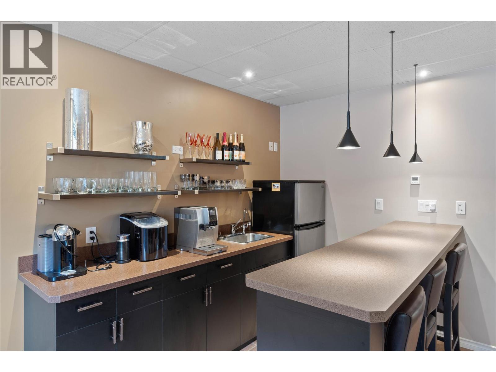 2535 VALLEYVIEW DRIVE - 22