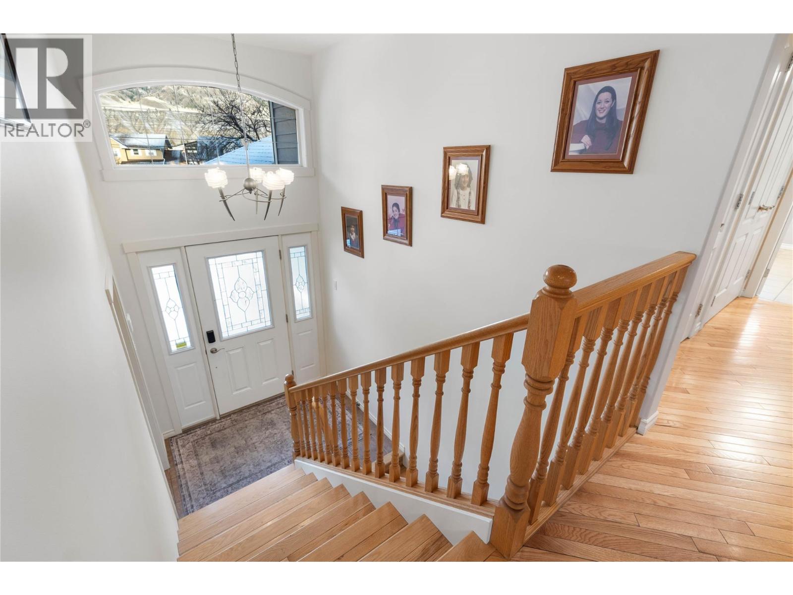 2535 VALLEYVIEW DRIVE - 19