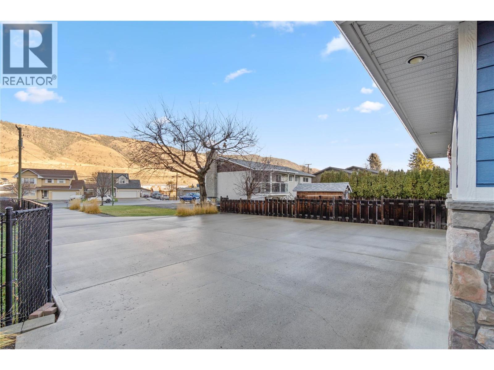 2535 VALLEYVIEW DRIVE - 43