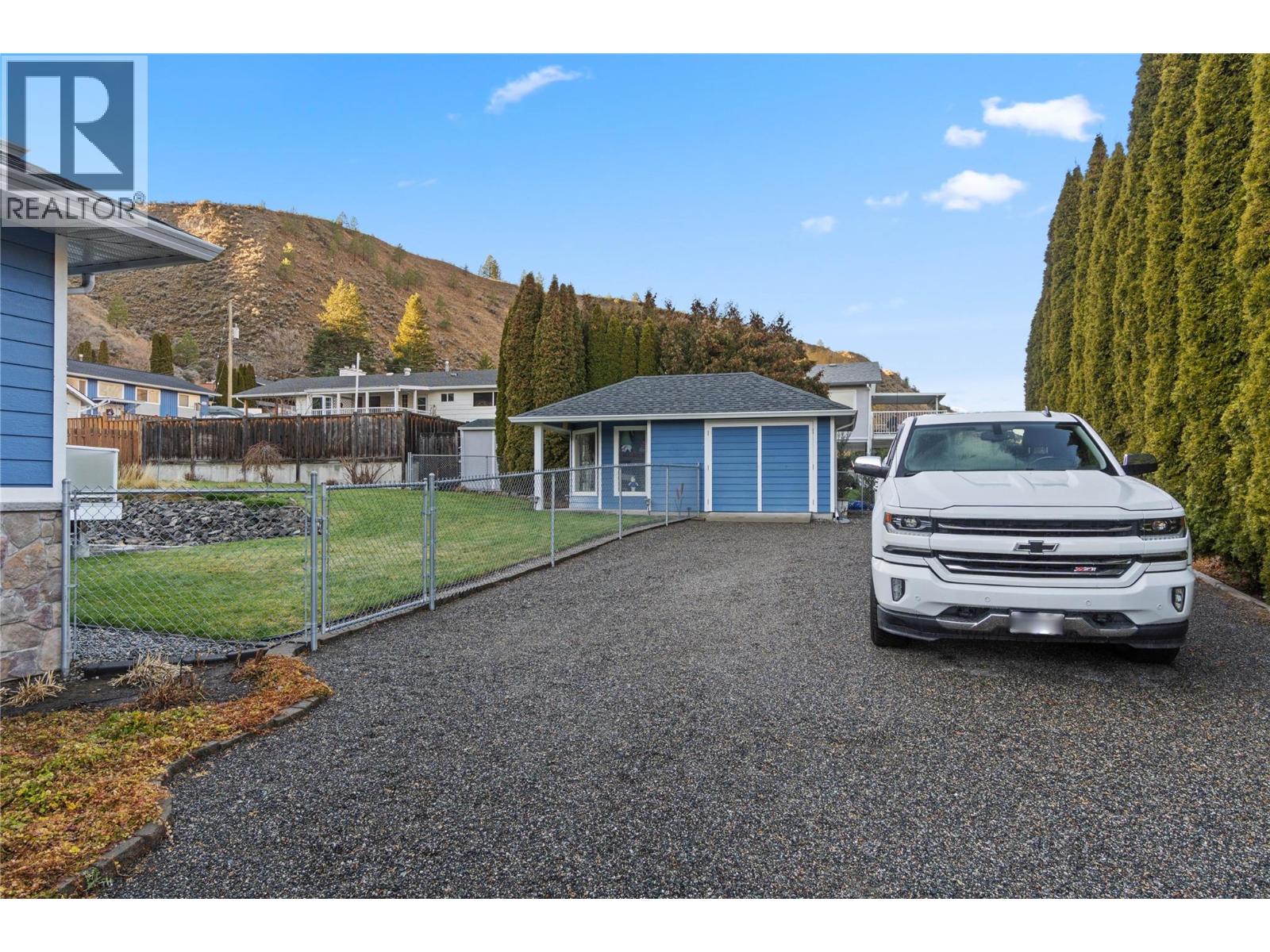 2535 VALLEYVIEW DRIVE - 52