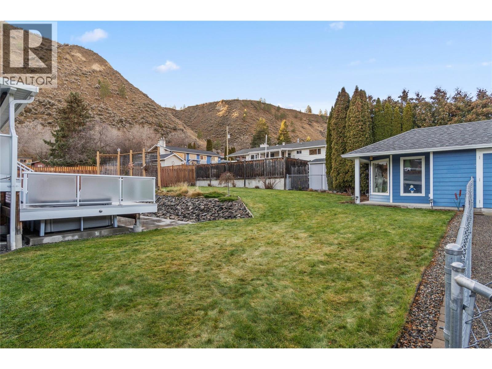 2535 VALLEYVIEW DRIVE - 46