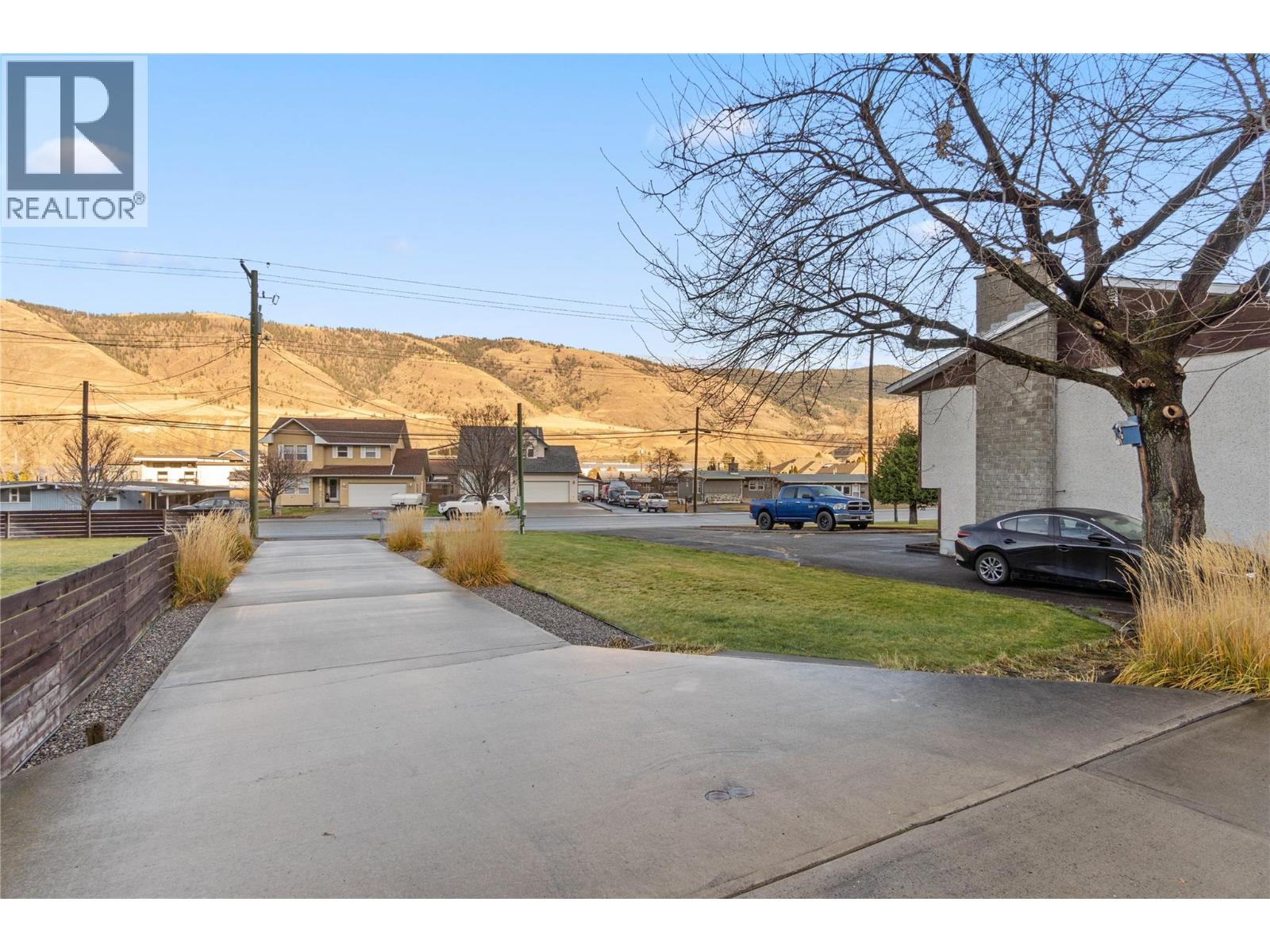 2535 VALLEYVIEW DRIVE - 53