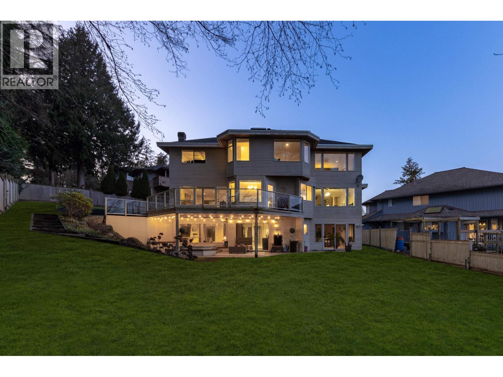 4702 STAHAKEN Court, Tsawwassen
