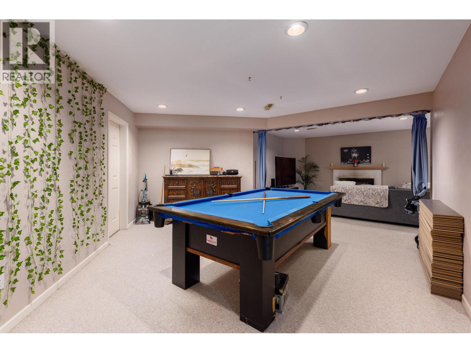 4702 STAHAKEN Court, Tsawwassen