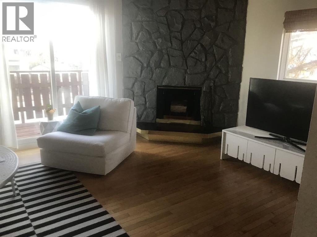 Single Family House Bi-level for Sale in  Spiller Road SE Ramsay Calgary 